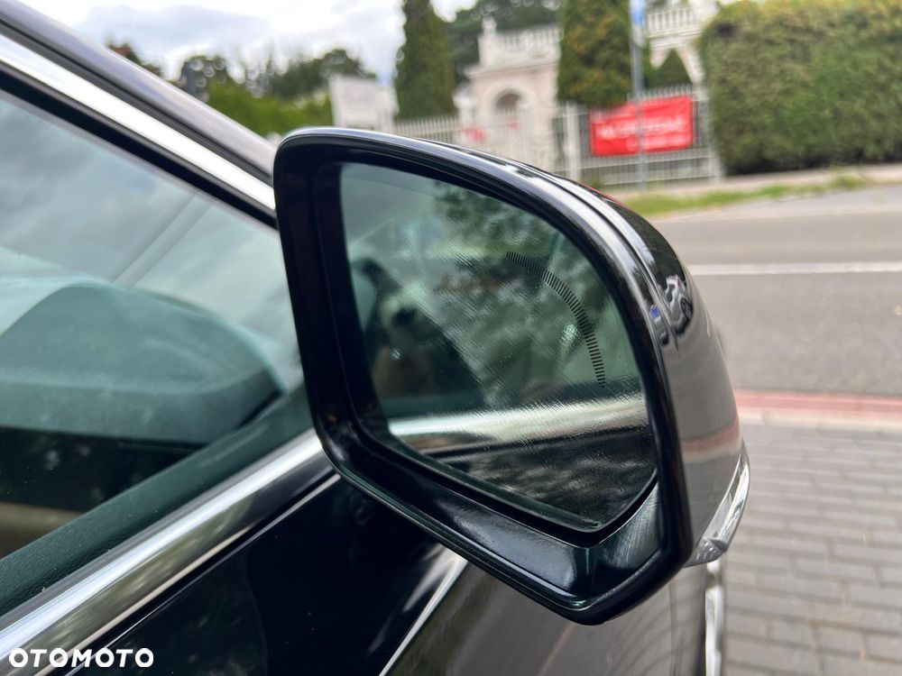 Volvo V90 - 25