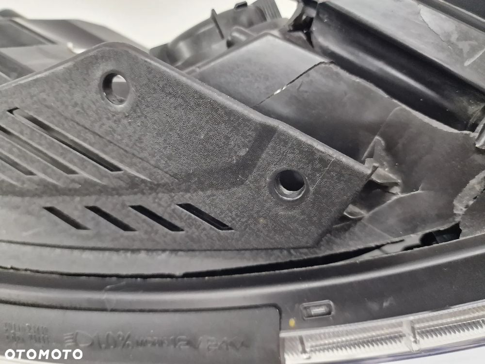 HYUNDAI I30 III 3 LIFT PRAWA LAMPA PRZEDNIA PRZÓD FULL LED , NR 92102-G4XXX / 92102-G4600 , NR AUKCJI LA70 - 9