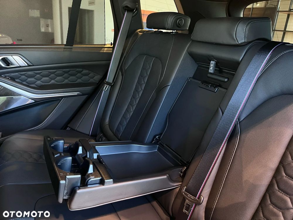 BMW X5 M Competition mHEV sport - 24