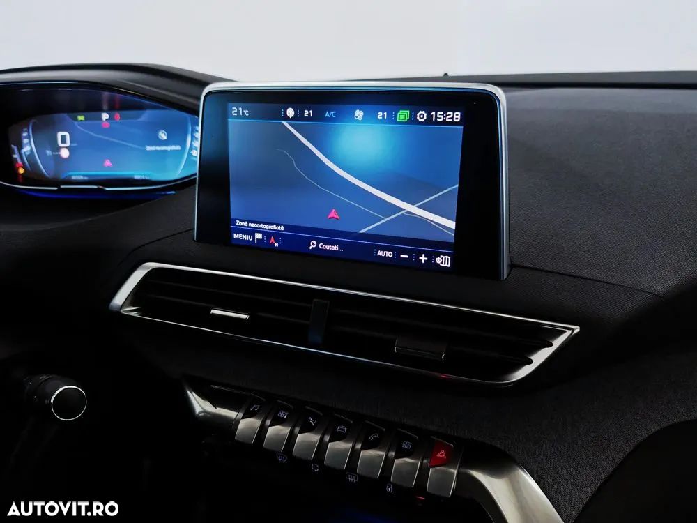 Peugeot 3008 1.2 PureTech S&S EAT8 Allure - 6