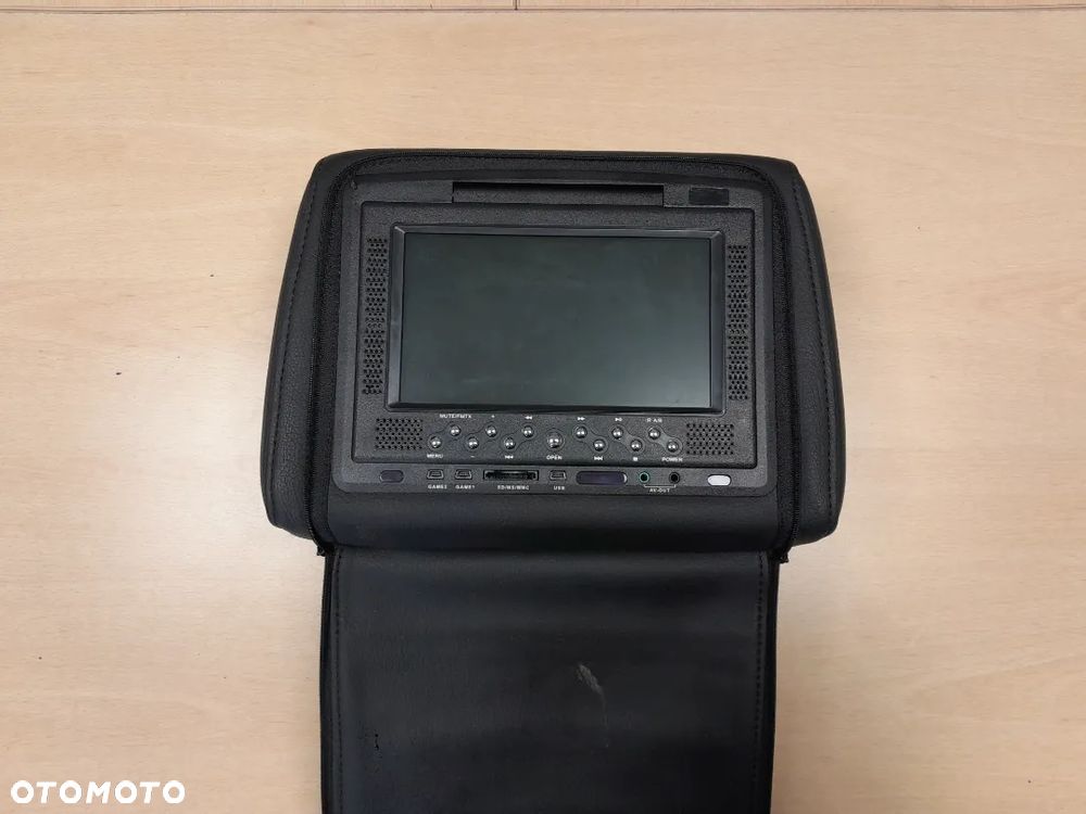 VW PASSAT B6 ZAGŁÓWEK DVD - 1