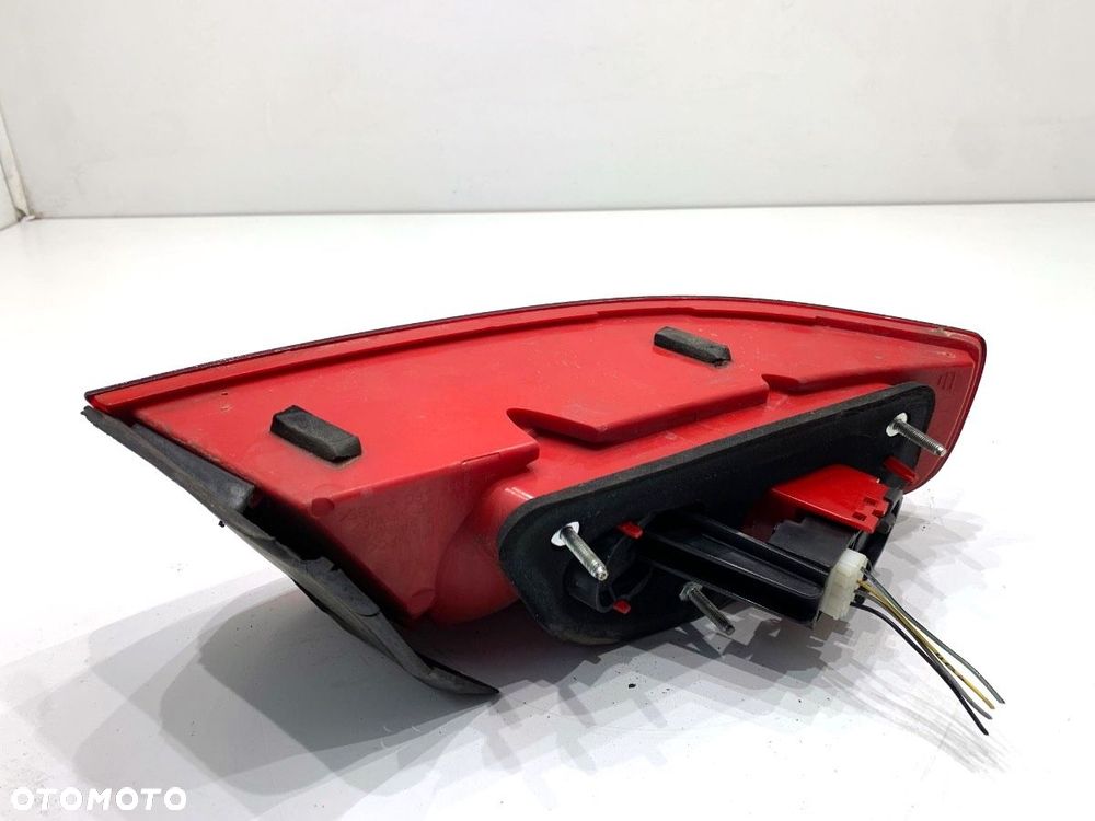 LAMPA PRAWY TYŁ  ALFA ROMEO 159 (939_) 2005 - 2012 1.8 MPI (939AXL1A) 103 kW [140 KM] benzyna 2005 - 3