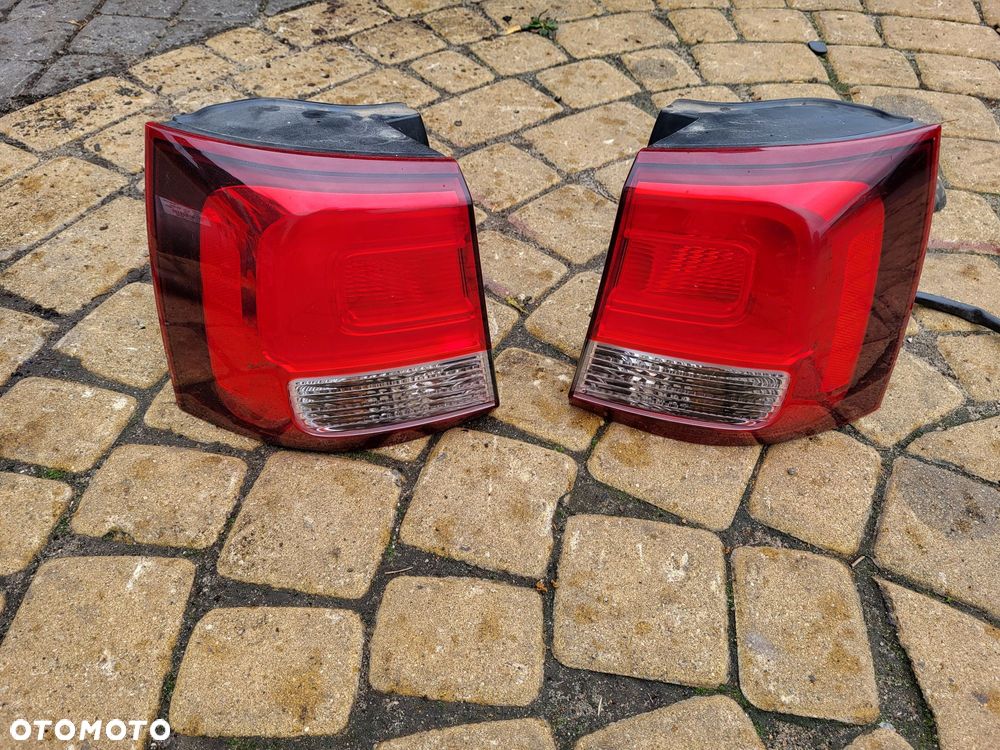 Lampa tylna kia sorento 2 fl 2012r bez uszkodzeń kompletna