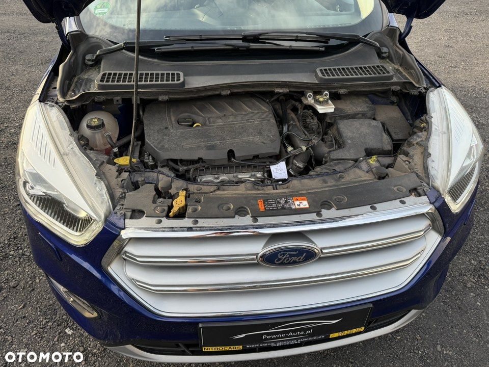 Ford Kuga 1.5 EcoBoost 2x4 Titanium - 36