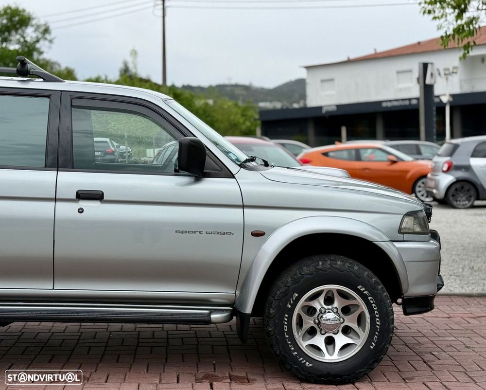 Mitsubishi Pajero Sport 2.5 TD GLS - 4