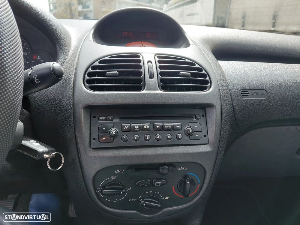 Peugeot 206 1.4 HDi Black & Silver - 18