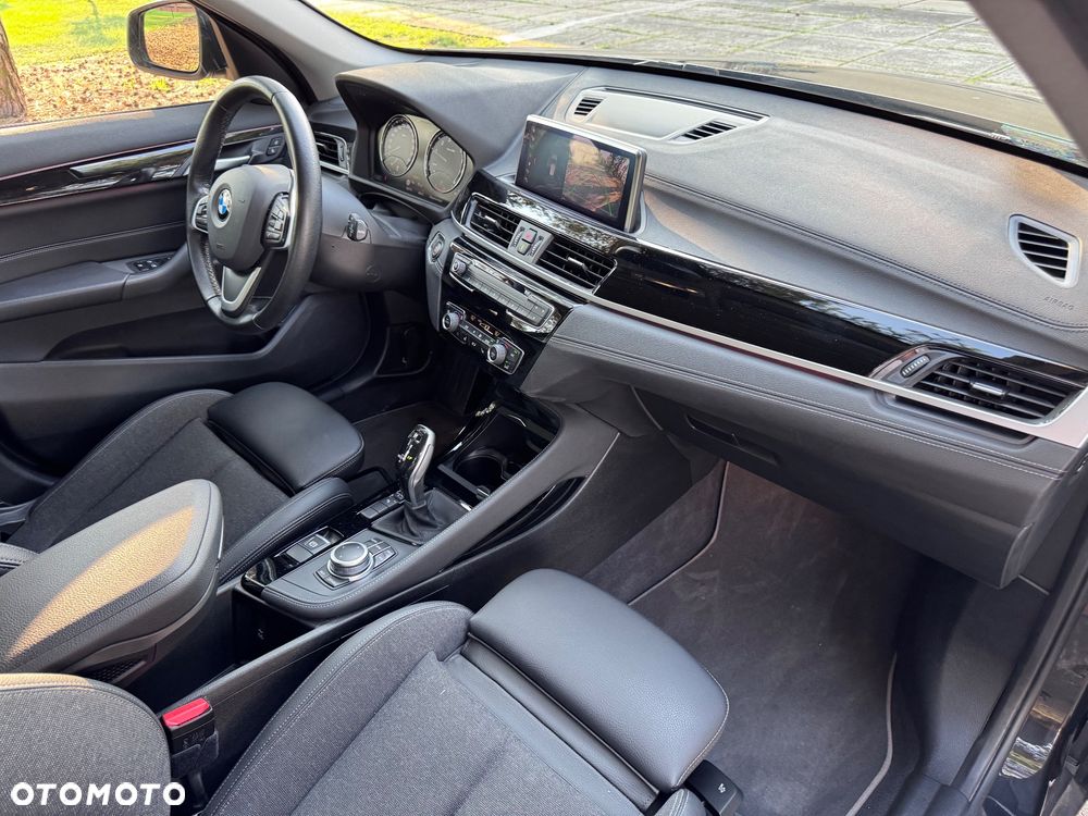 BMW X1 sDrive18i xLine sport - 15