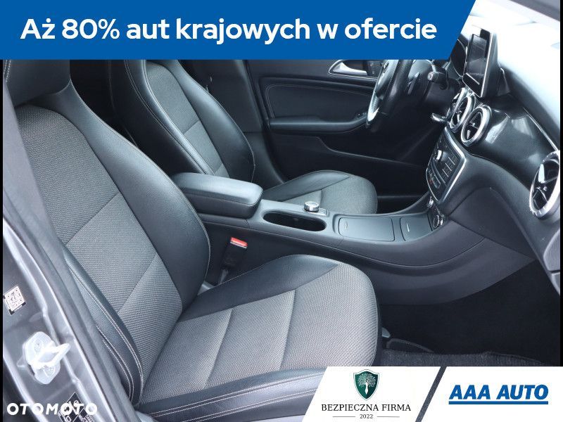 Mercedes-Benz CLA - 11