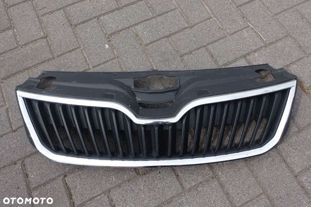 ATRAPA GRILL SKODA RAPID 12-16r. - 1