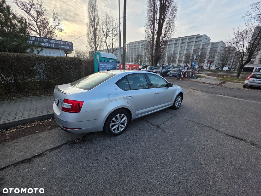 Skoda Octavia 1.5 TSI ACT Ambition - 5