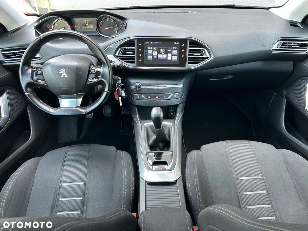 Peugeot 308 - 15