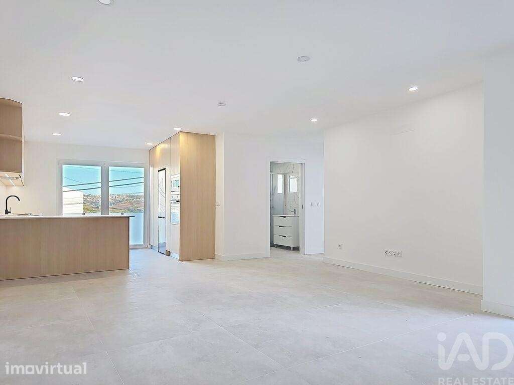Apartamento T2 em Santa Maria, São Pedro E Matacães de 129,00 m2 - Grande imagem: 2/30