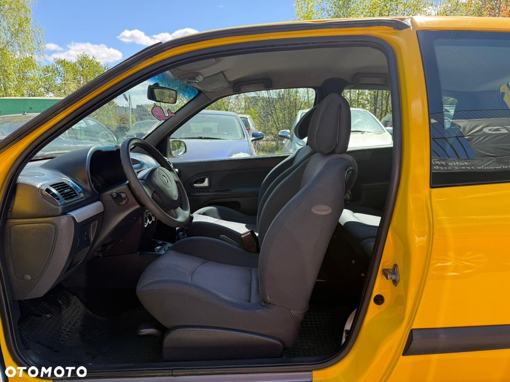 Renault Clio 1.5 dCi Extreme - 8