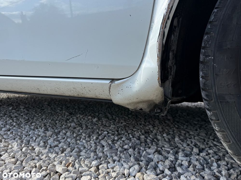 Toyota Auris - 32