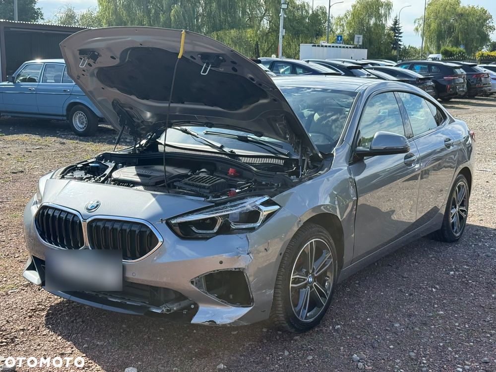 BMW Seria 2 218i - 8