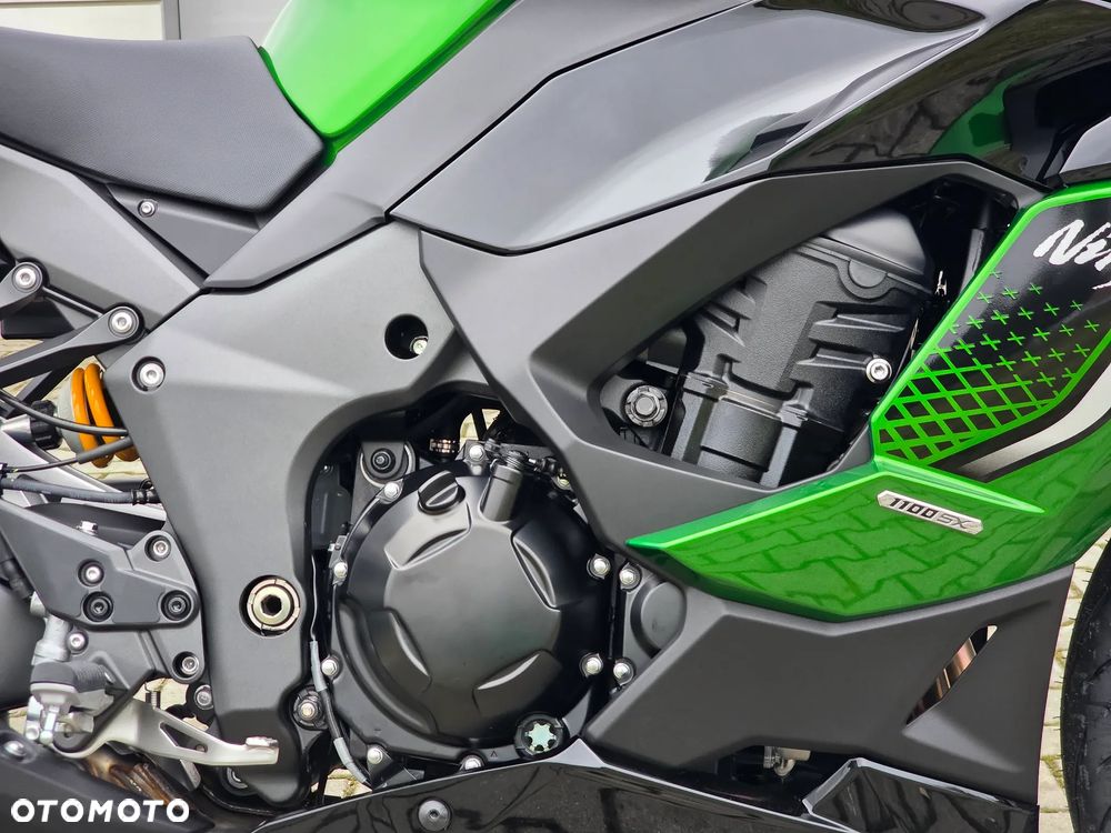 Kawasaki Ninja 1000 SX - 10