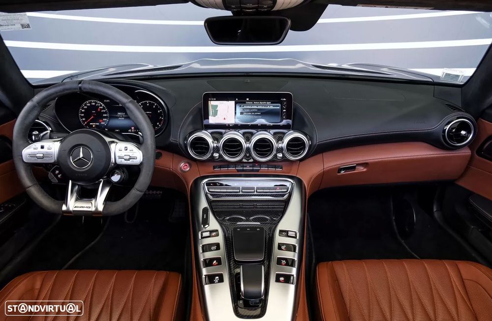 Mercedes-Benz AMG GT C - 11