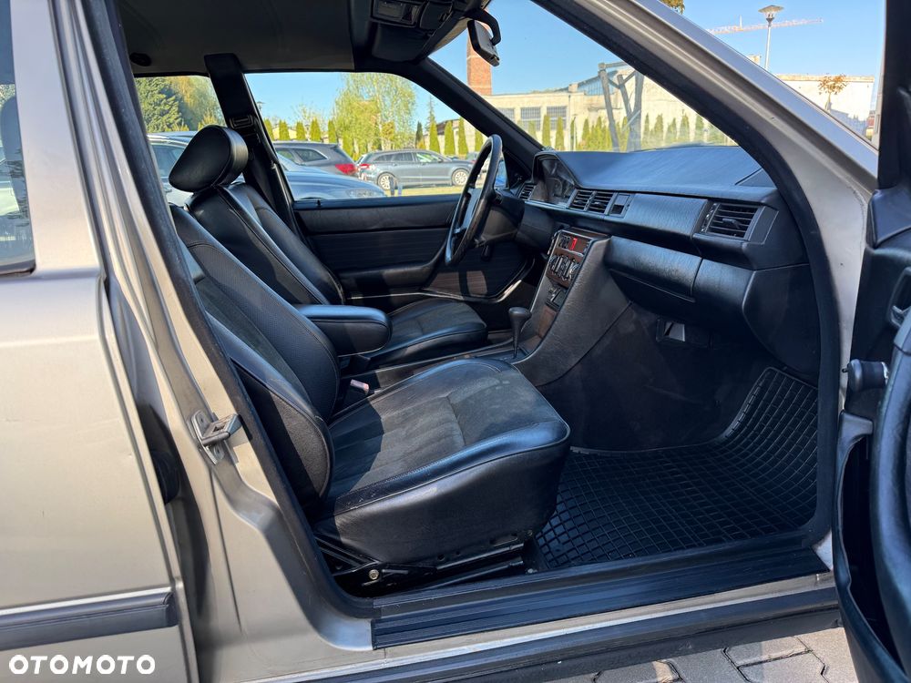 Mercedes-Benz W124 (1984-1993) - 20