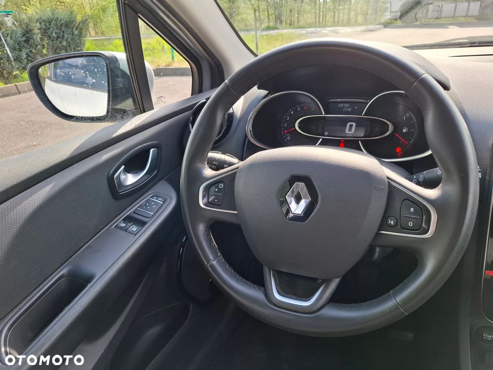 Renault Clio - 14