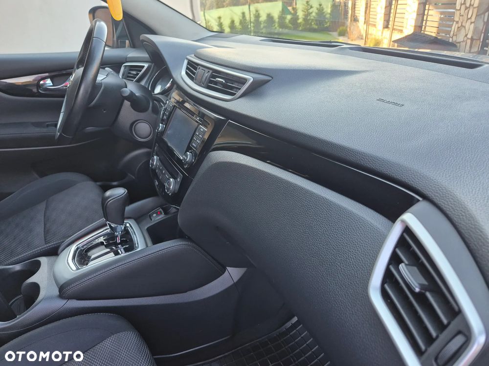Nissan Qashqai - 17