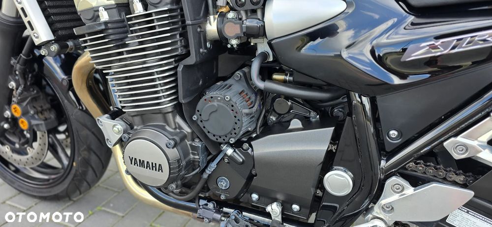 Yamaha XJR - 41