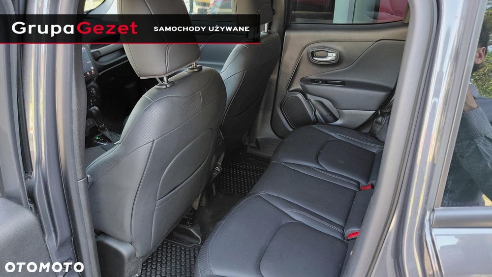 Jeep Renegade - 17