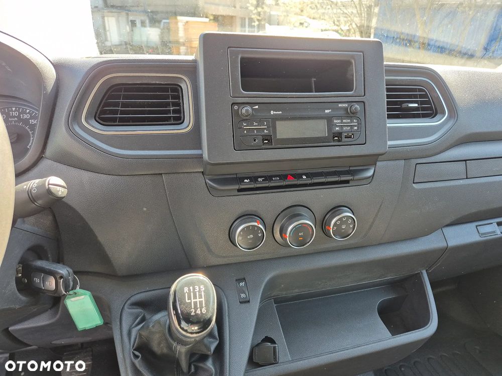 Renault Master - 15