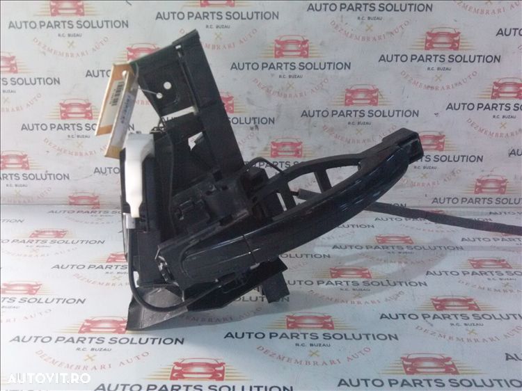 maner  exterior usa stanga spate ford focus 3 an fabr. 2015 - 1