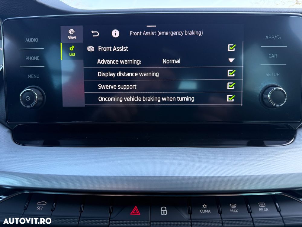 Skoda Octavia 2.0 TDI DSG Ambition - 32