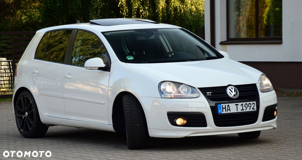 Volkswagen Golf - 9