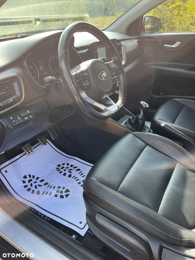 Kia Stonic 1.4 L - 22
