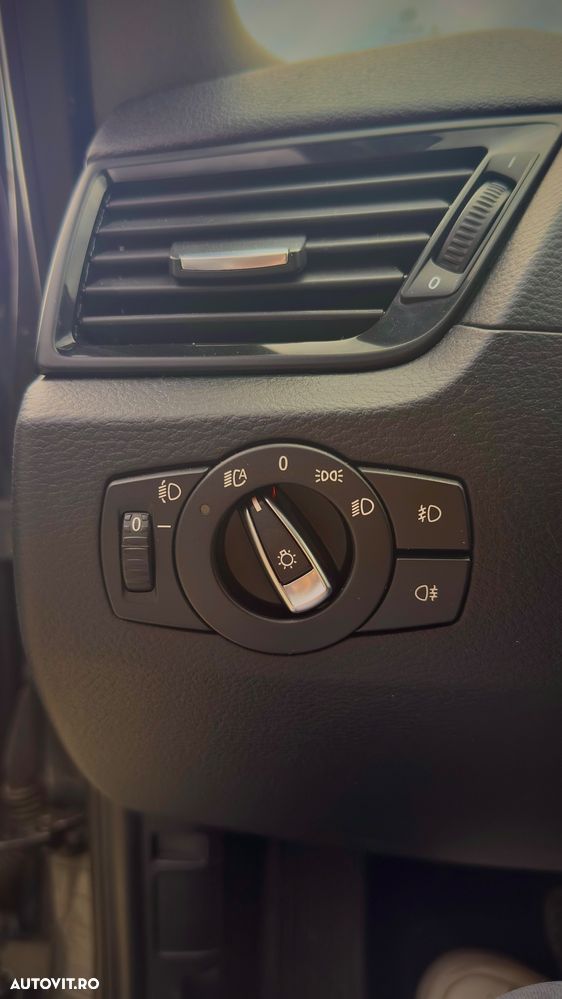 BMW X1 xDrive20d Aut. Sport Line - 9