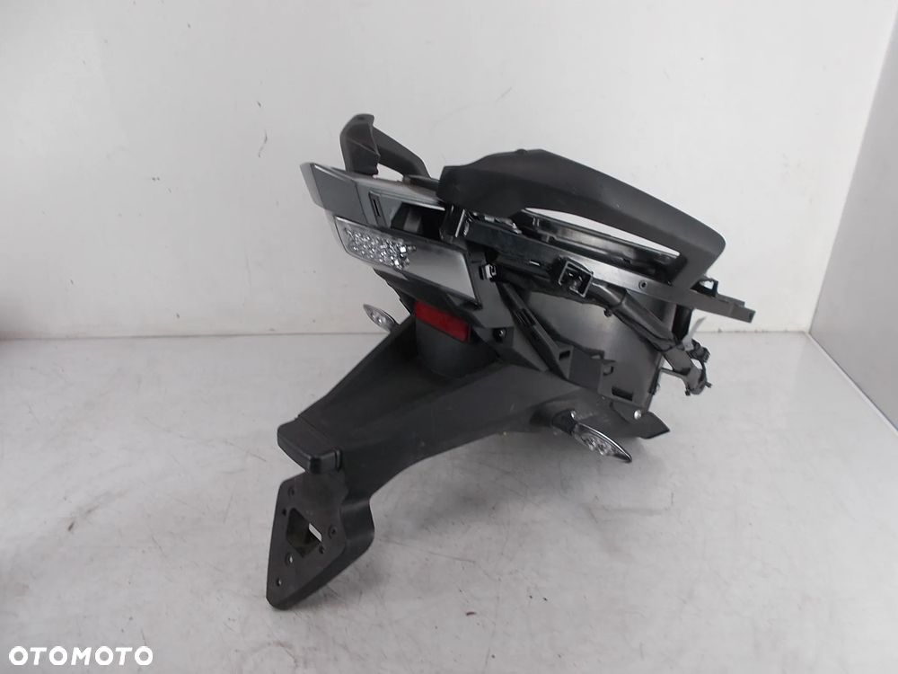 Ogon błotnik stelaż lampa LED BMW C Evolution - 1