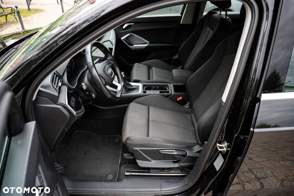 Audi Q3 35 TFSI mHEV S-Line S tronic - 12
