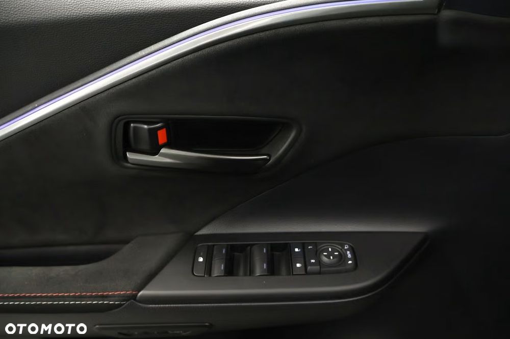 Toyota C-HR - 3