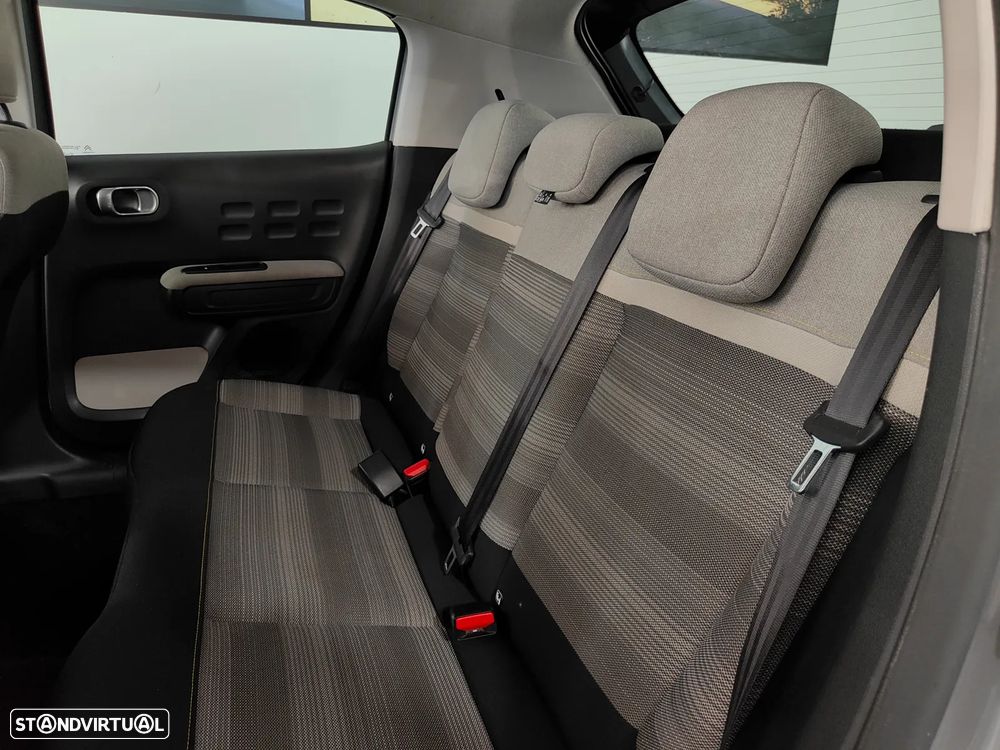 Citroën C3 1.2 PureTech Shine Pack - 35