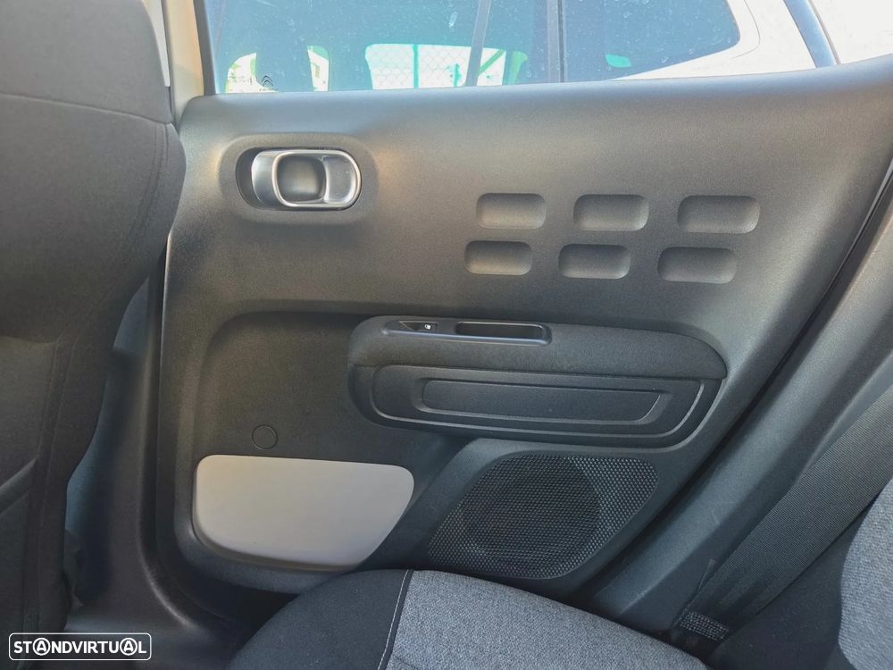 Citroën C3 1.2 PureTech C-Series - 24
