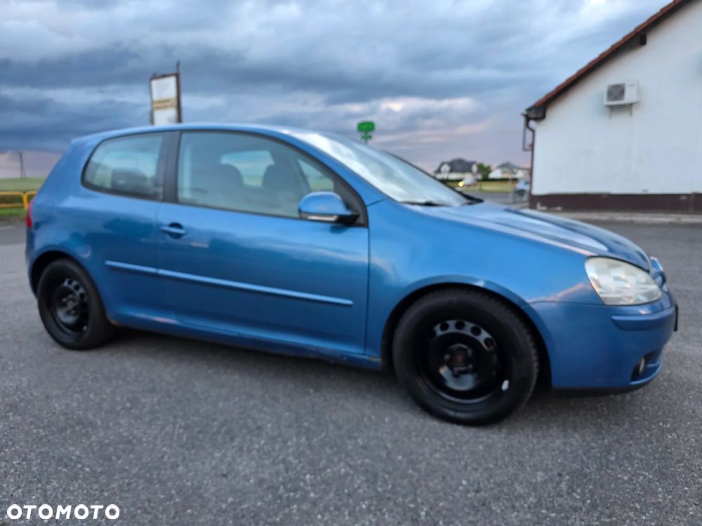 Volkswagen Golf - 4