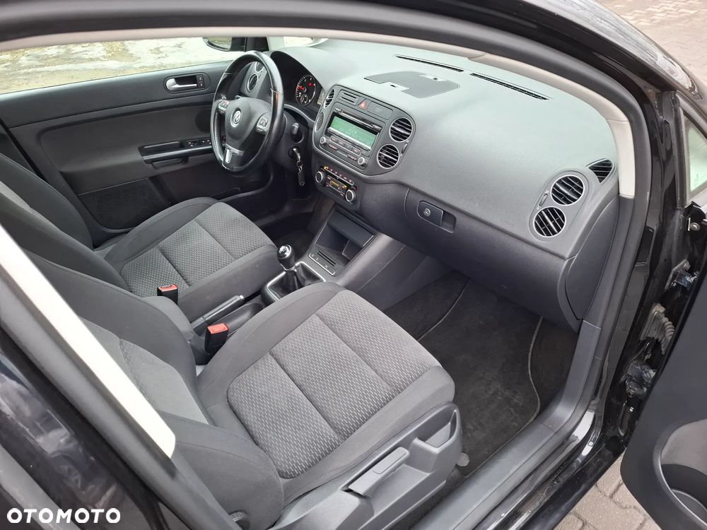 Volkswagen Golf Plus - 17