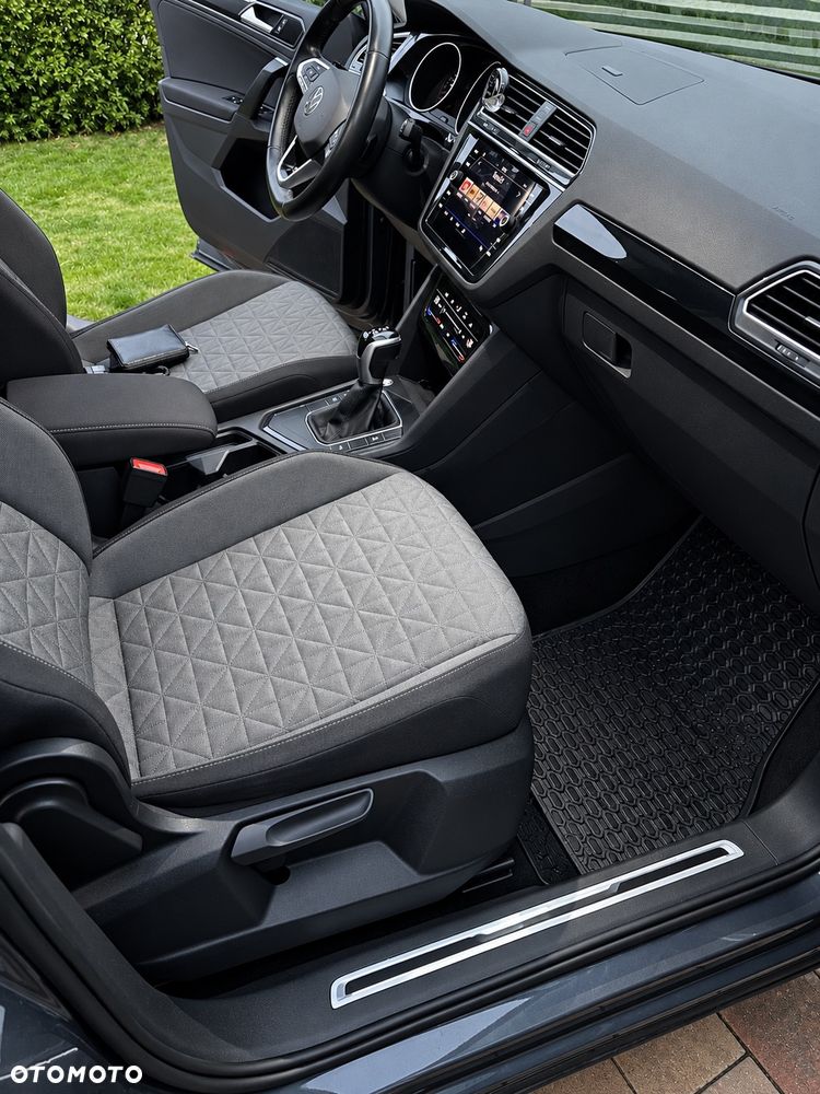 Volkswagen Tiguan - 15