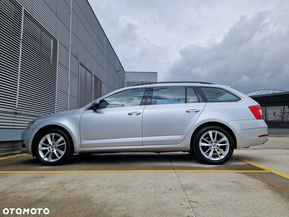 Skoda Octavia 2.0 TDI SCR Style DSG - 10