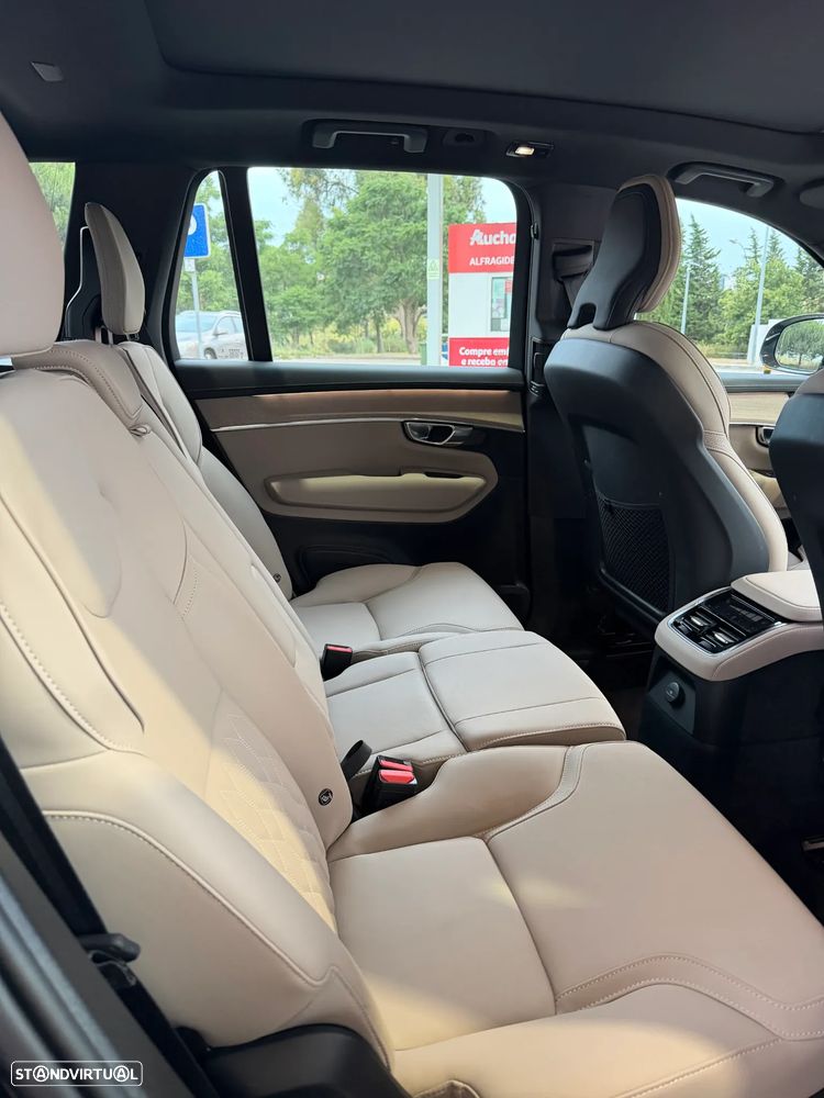 Volvo XC 90 2.0 T8 PHEV Plus Dark AWD - 25
