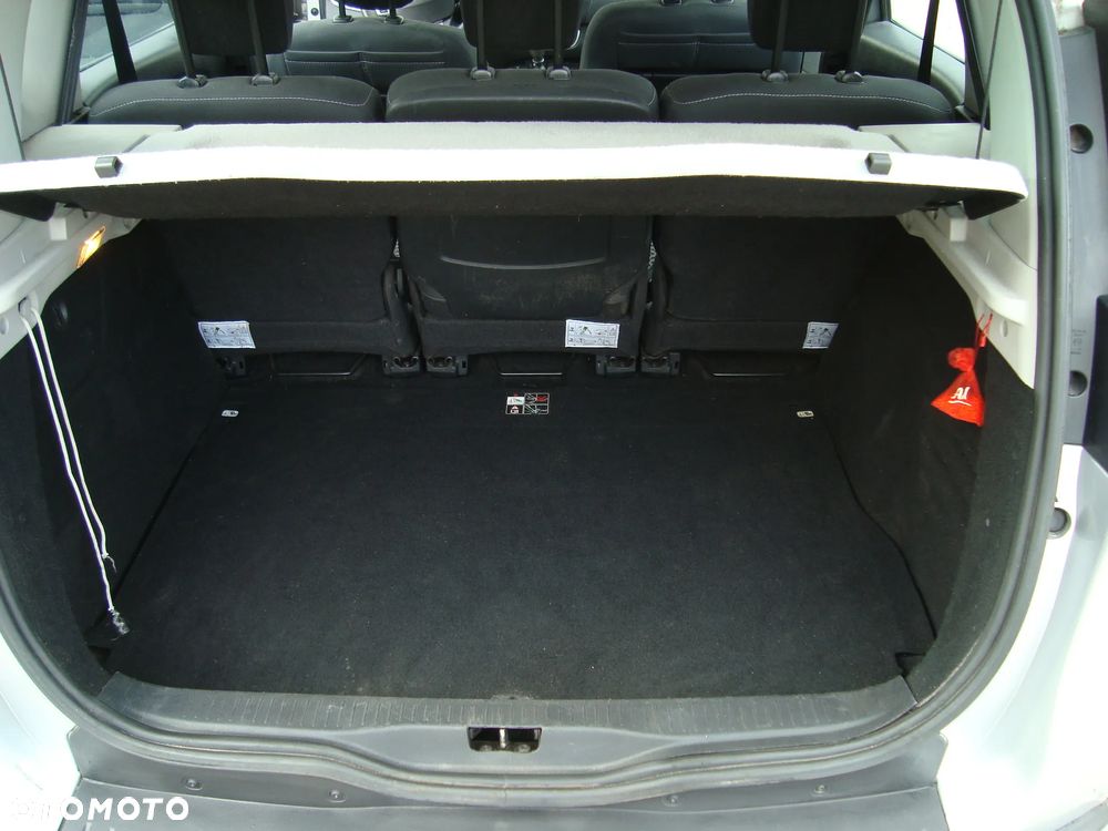 Renault Scenic - 13