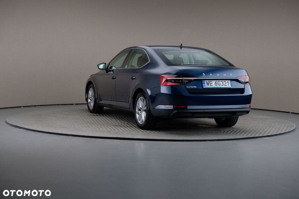 Skoda Superb 2.0 TDI SCR Ambition DSG - 2