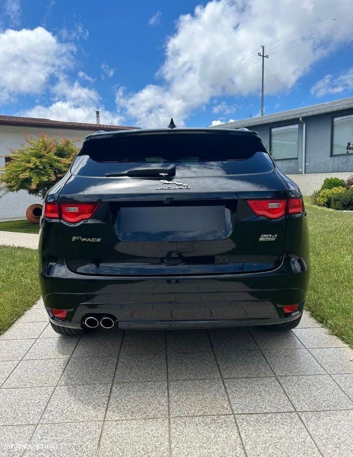 Jaguar F-Pace 2.0 i4D Portfolio Aut. - 2