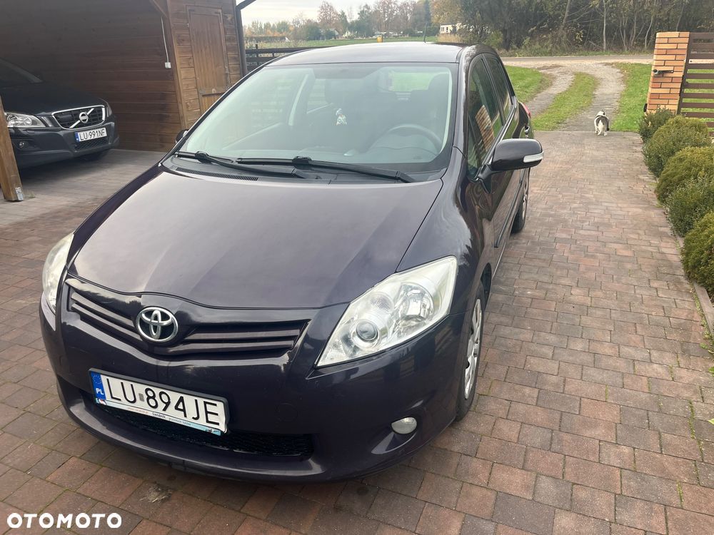 Toyota Auris 1.4 D-4D Luna - 2