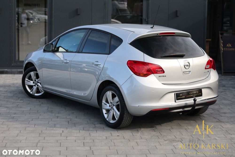 Opel Astra - 10