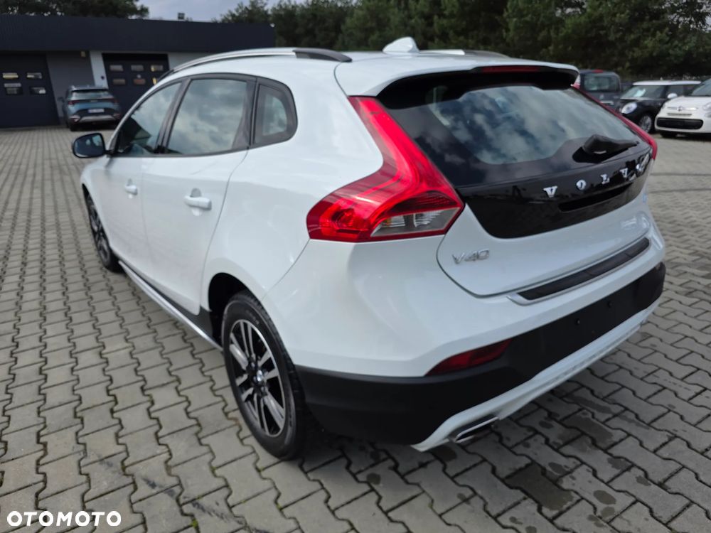 Volvo V40 D2 Drive-E Summum - 8