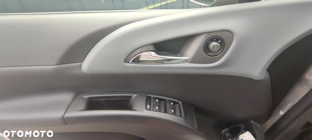 Opel Meriva - 20