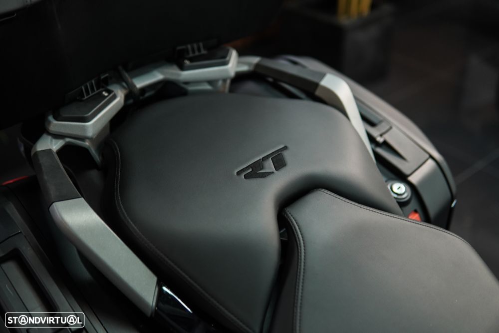 BMW R 1300 RT TRIPLE BLACK AUTOMATICA - 36